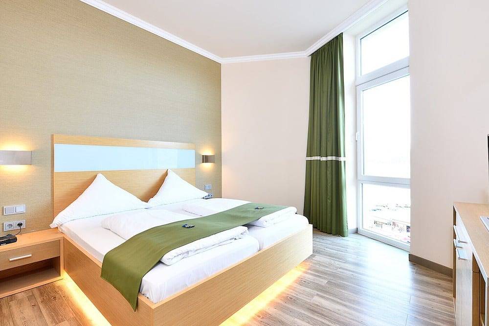 Ganze Wohnung, Geräumige 2-Personen-Suite mit Seeblick in Heimbach, Rureifel (Nordrhein-westfalen)