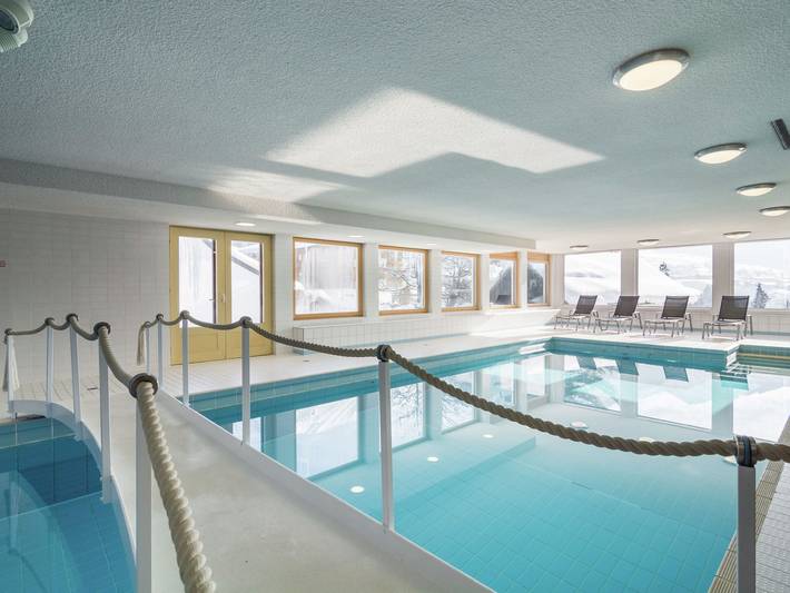 Ferienwohnung für 4 Personen, mit Whirlpool und Terrasse sowie Pool und Sauna im Kleinwalsertal