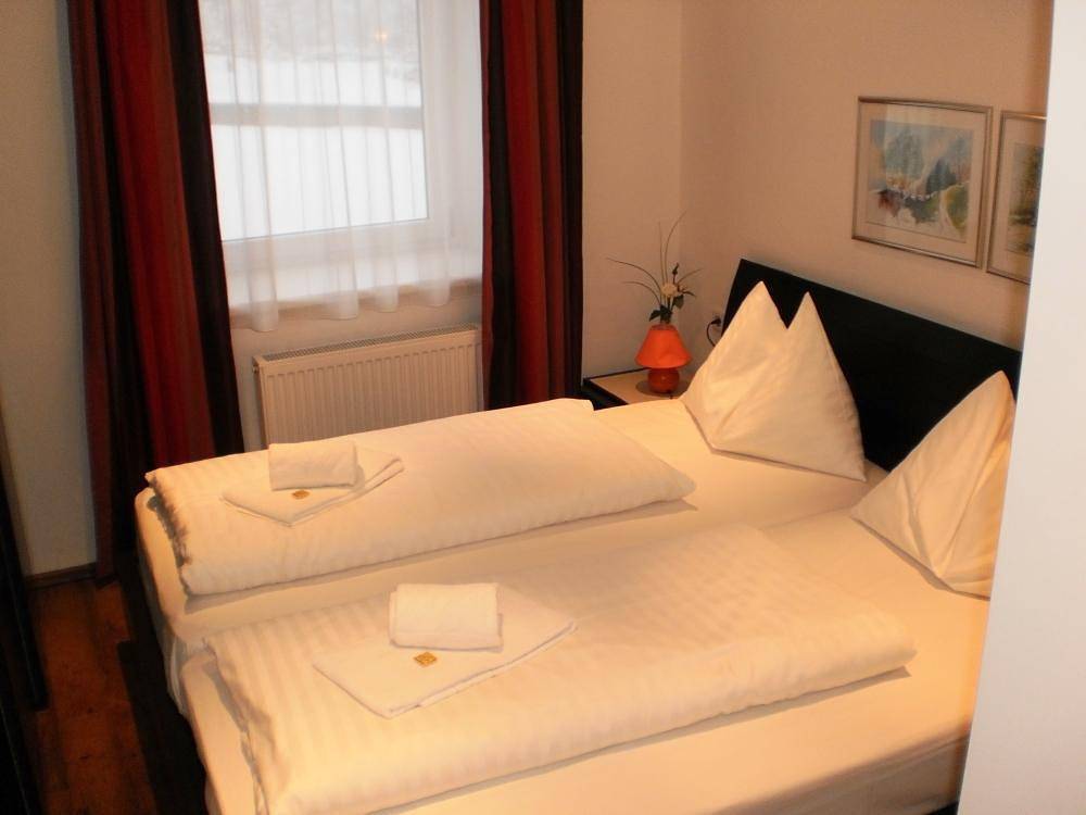 Doppelzimmer Junior mit Dusche/Wc in Mauterndorf, Bundesland Salzburg
