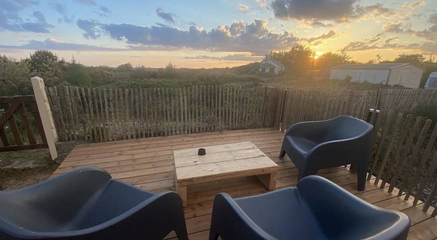 Camping pour 4 personnes, avec terrasse