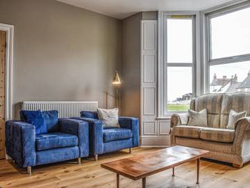 Log Cabin for 7 People in North Yorkshire, England, Photo 3