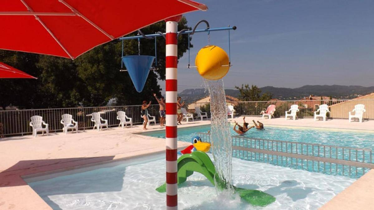 Camping les Oliviers in Oraison, Alpes-de-Haute-Provence