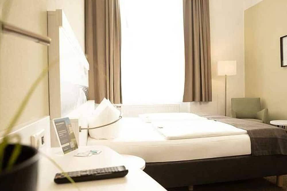Doppelzimmer Economy - Hotel am Schlosspark ***+ in Güstrow, Mecklenburgische Seenplatte