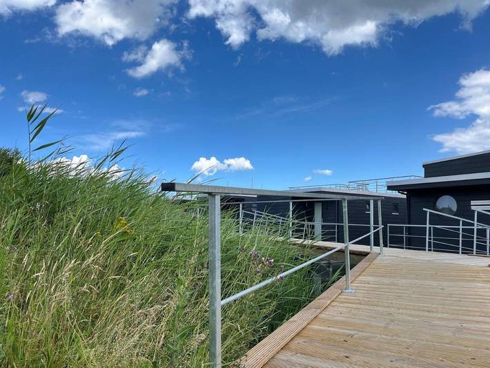 Boot für 5 Personen, mit Terrasse und Ausblick sowie Seeblick in Wangerland - 4