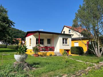 Ferienhaus für 2 Personen, mit Garten und Ausblick in Wartburg