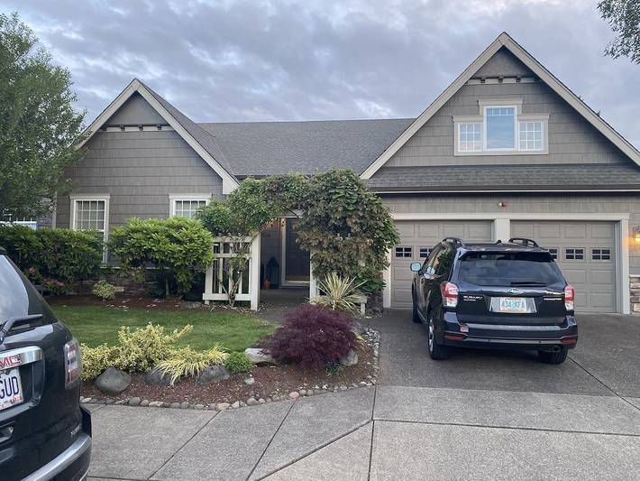 Vacation rental for 12 people, with terrace in Eugene