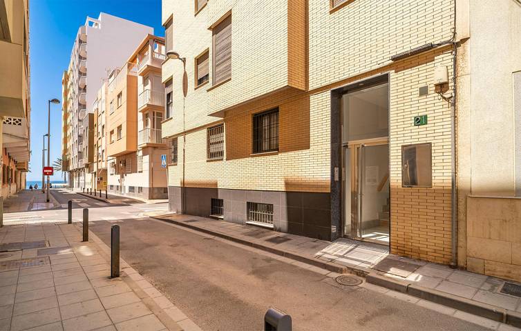 Gîte pour 4 personnes, avec terrasse à Almería