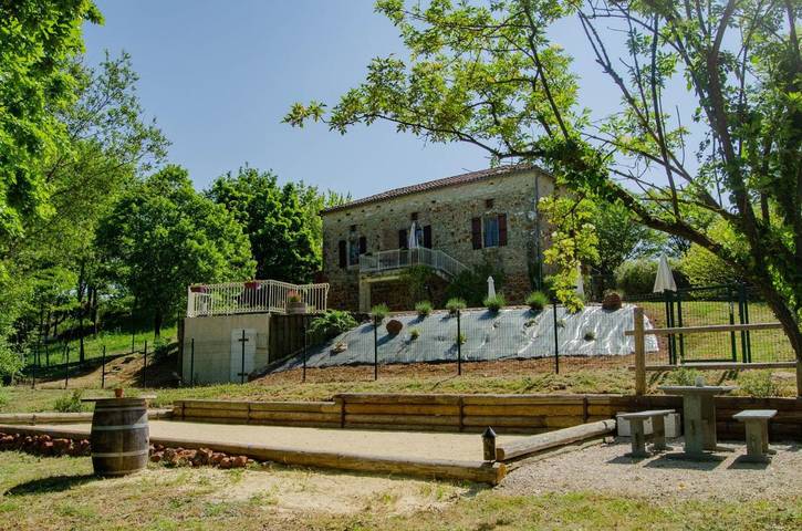 Maison d’hôte pour 12 personnes, avec jardin ainsi que vue et balcon, adapté aux familles