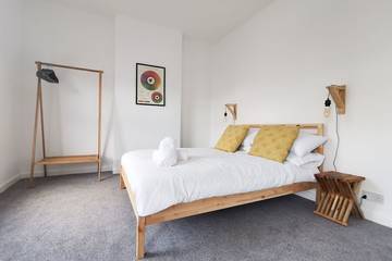 Holiday Home for 7 People in Cardiff, Cardiff region, Photo 1