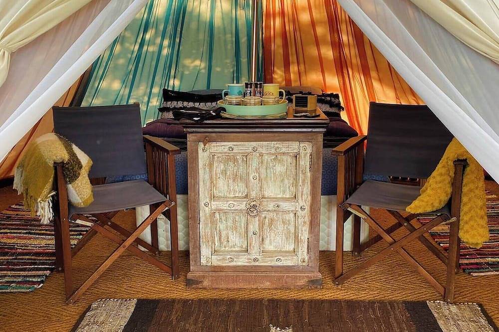 Walnut Tipi Tent @finders Keepers France. Adults Only Retreat. 13 Acres and Lake in Moncrabeau, Nérac region
