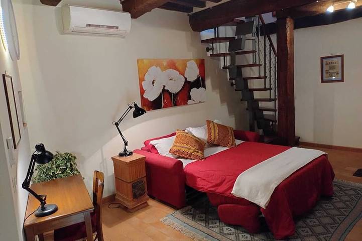 Lake Trasimeno San Savino Townhouse AC Kostenloses Wi-Fi in Magione, Lago Trasimeno