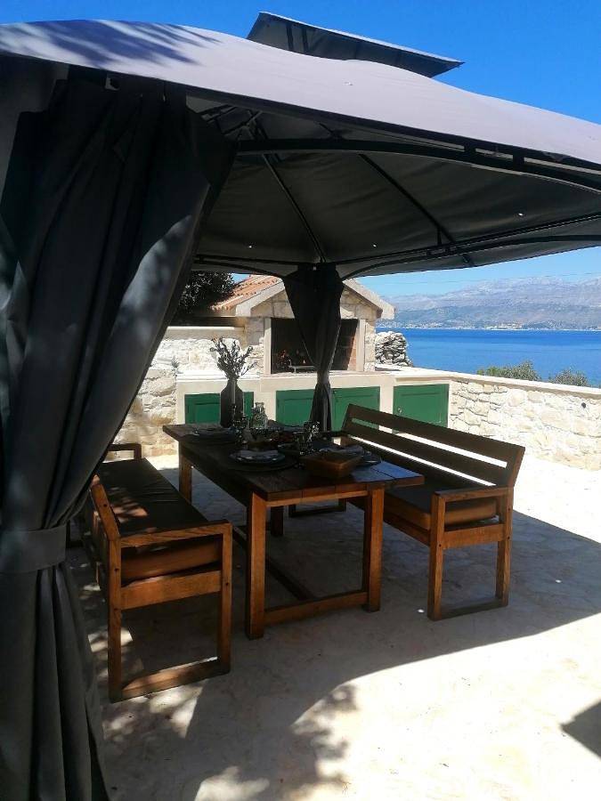 Secluded Holiday home Heritage in Postira, Brac