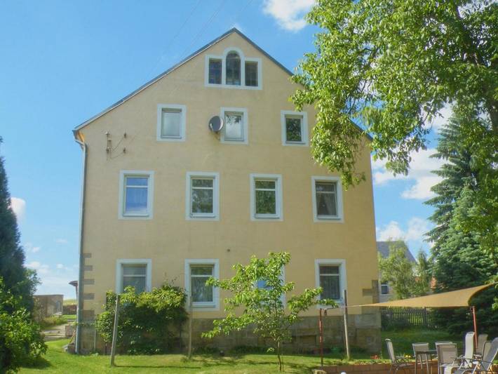 Ferienwohnung für 4 Personen, mit Terrasse und Garten in Lichtenhain