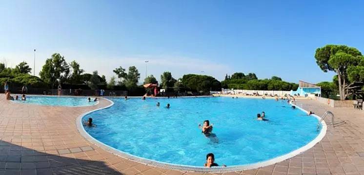 Hogar móvil Dalí 4 personas in Gavá, Bajo Llobregat