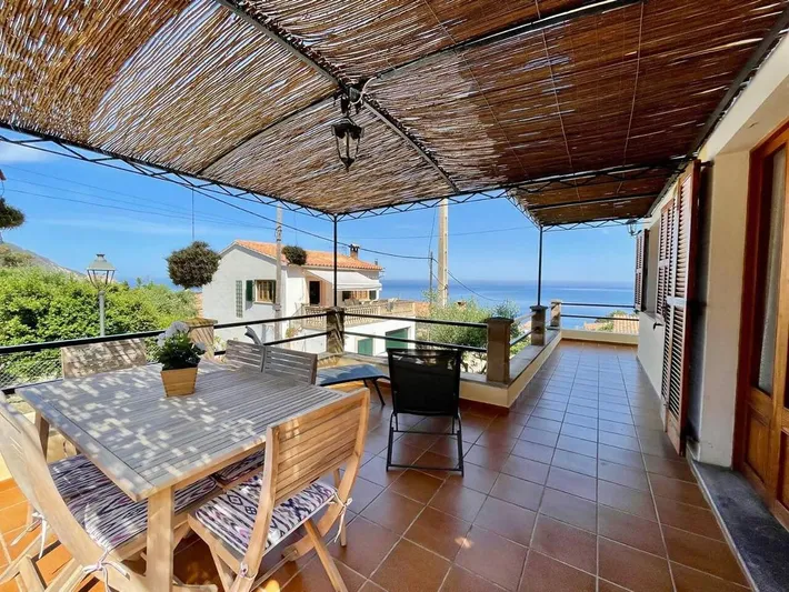 Holiday home for 3 people, with garden and balcony - 1
