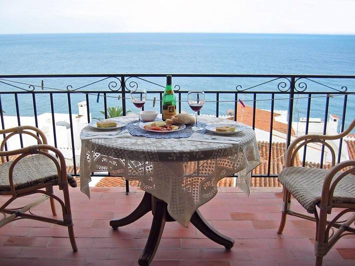 Ganze Wohnung, Bahia 58 Apartments in Playa Carabeíllo, Nerja