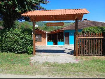 Gîte pour 3 personnes, avec jardin, animaux acceptés à Resende (Brasil)