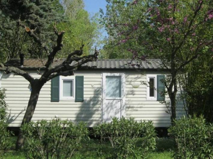 Location de vacances pour 6 personnes, avec piscine à Montblanc - 2