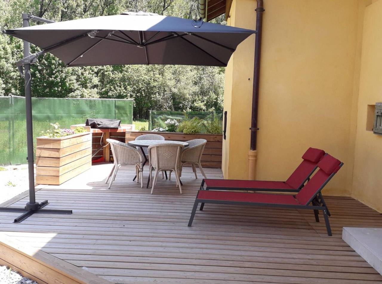 Landhaus 'Le Clos Savoie Lorraine' mit Bergblick, Gemeinschaftsterrasse und Wlan in Thônes, Annecy und Umgebung