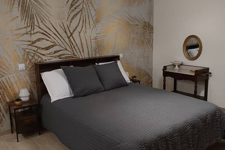 Location de vacances pour 2 personnes, avec jacuzzi ainsi que sauna et jardin à Caudrot - 3