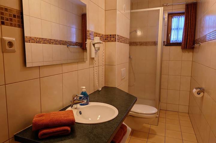 Ferienwohnung für 2 Personen, mit Garten und Balkon - 1
