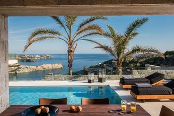 Cottage pour 6 personnes, avec jardin et balcon, adapté aux familles dans Agia Pelagia