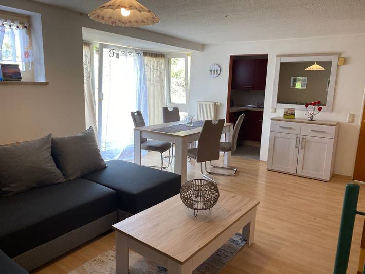 Ferienhaus für 4 Personen, mit Terrasse und Garten in Zandt