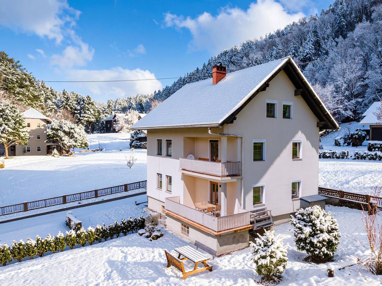 Ganze Wohnung, Wohnung in freistehendem Haus anbei Skigebiet in Kötschach-Mauthen, Bezirk Hermagor