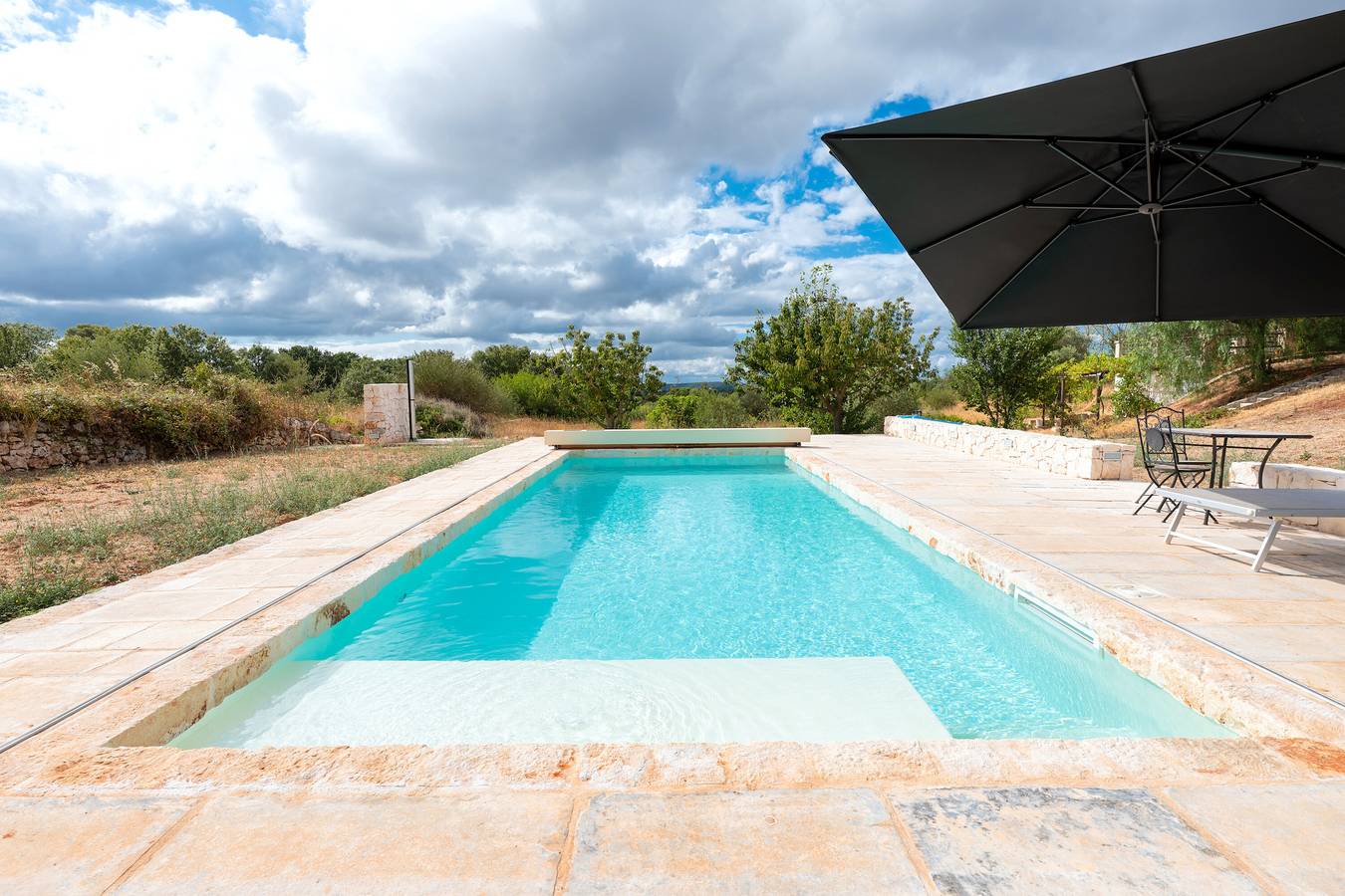 Apartamento entero, Apartamento 'Sabrina Resort' con piscina privada, Wi-Fi y aire acondicionado in Locorotondo, Region de Bari