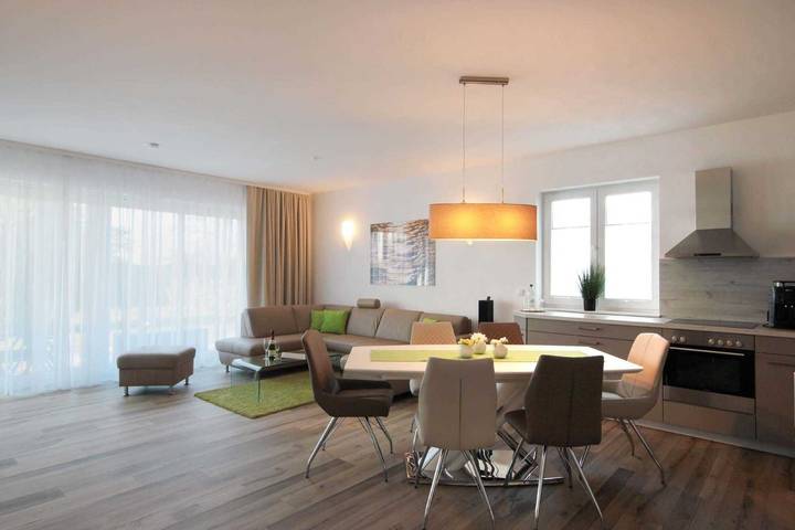 Ferienhaus für 6 Personen, mit Terrasse und Sauna in Göhren - 4