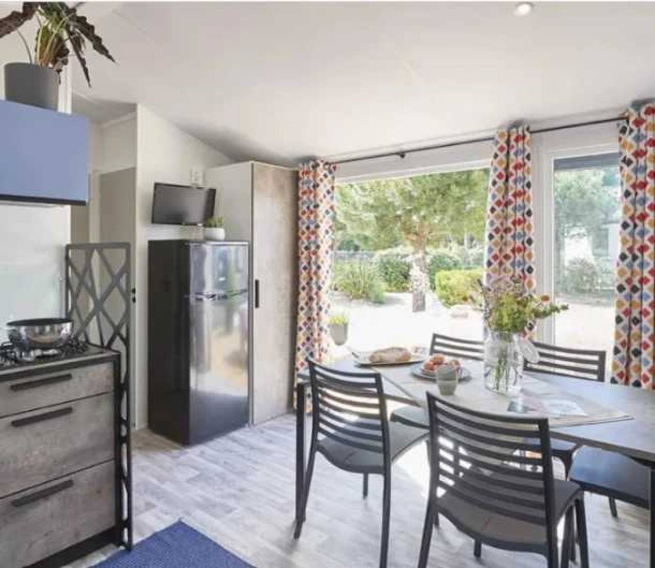 Camping 3 étoiles - Piscine  - eehfig in Vic-la-Gardiole, Côte d'Améthyste
