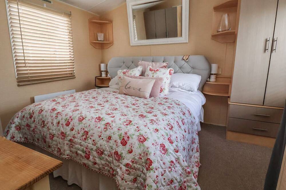 Caravan 596, Prestatyn in Prestatyn, Denbighshire