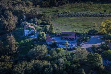 Gîte pour 12 personnes, avec jacuzzi ainsi que jardin et terrasse, animaux acceptés à Aghione