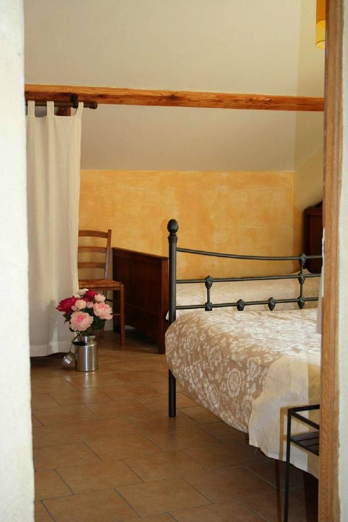 Chambre d’hôte pour 4 personnes, avec Balcon et Terrasse ainsi que Jardin et Vue