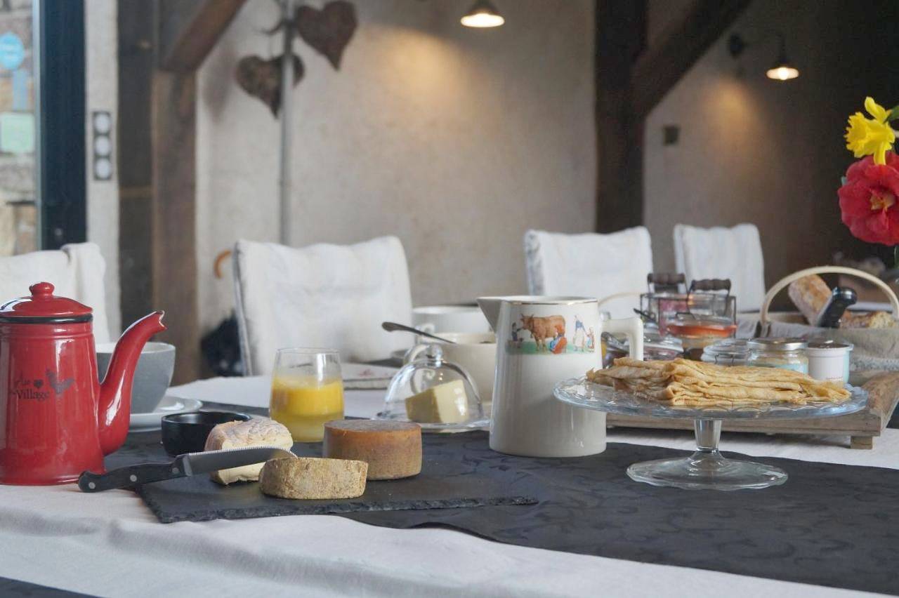 Comfort Double Room with Shower in Plestan, Région de Dinan