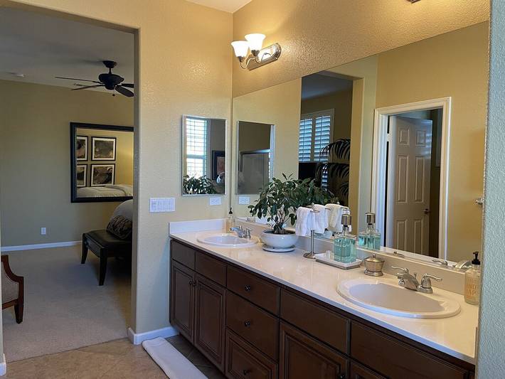 Vacation rental for 6 people, with hot tub and garden in Palm Desert