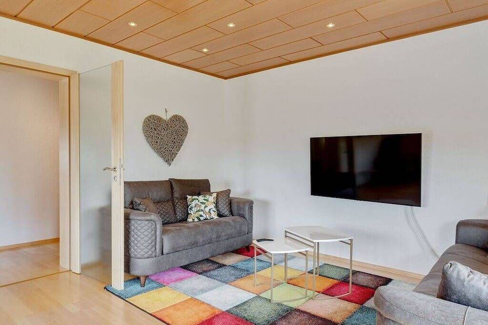 Ganze Wohnung, Fichtelherz Mittendrin - 87 m² - 2 Sz - Balkon - 1-5 Pers. in Thierstein, Landkreis Wunsiedel im Fichtelgebirge