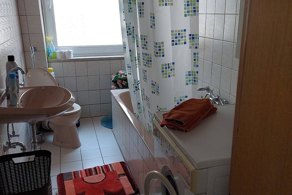 Ganze Wohnung, Top App für 2 bis 3 Personen Tageweise Oder Wochenweise Alles Vorhanden in Pirmasens, Pfalz