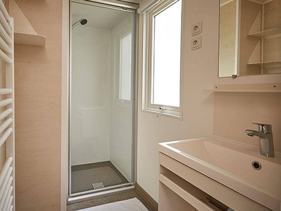 Camping Verdon Parc - Mobilheim 4 personen - Ultimate | 2 Schlafz. | 4 Pers. | Erhöhte Terrasse | Klimaanlage | Tv in Gréoux-les-Bains, Regionaler Naturpark Verdon