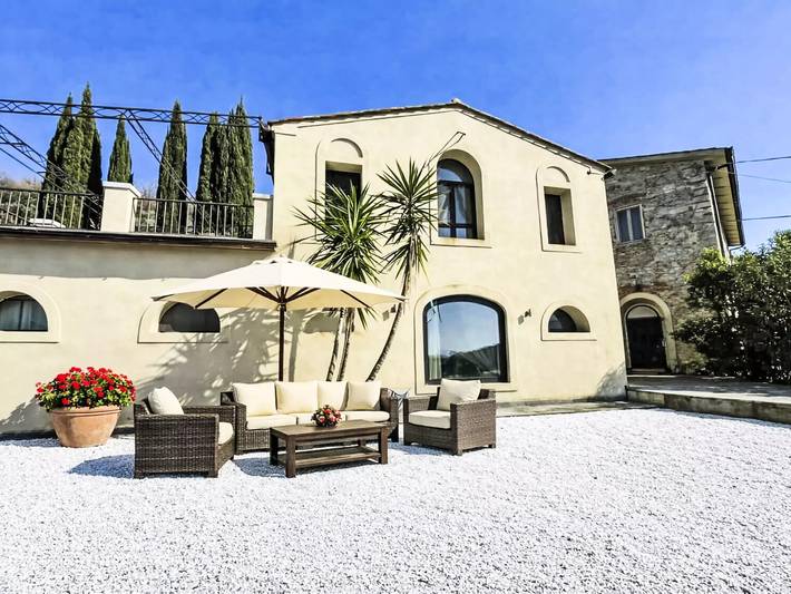 Villa per 12 persone, con piscina e terrazza a Monsummano Terme