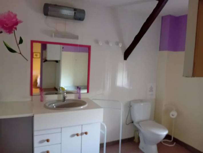 Location de vacances pour 3 personnes, avec jardin dans Le Vernet-Chaméane - 2