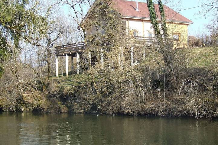 Chalet pour 6 personnes, avec terrasse et jardin