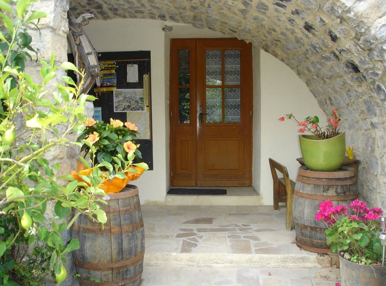 Chambres d'hôtes Le Mas de Pamena - Les cigales in Saint-Andéol-de-Berg, Ardèche