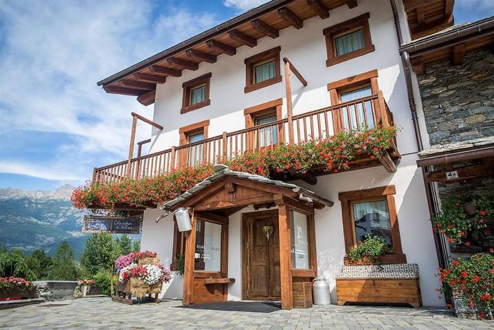 Maison d’hôte pour 5 personnes, avec Terrasse et Jardin dans Gressan