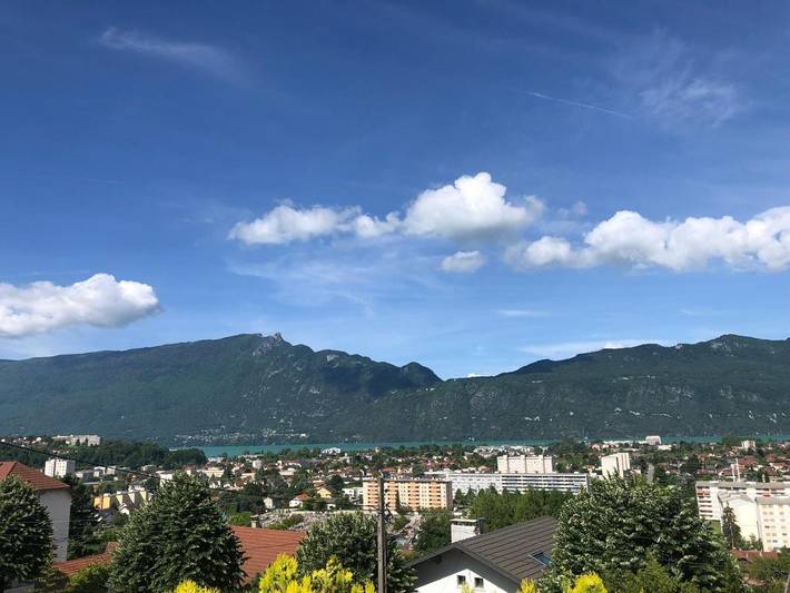 Villa pour 10 personnes, avec jardin et terrasse ainsi que vue et piscine, adapté aux familles à Aix-les-Bains - 2