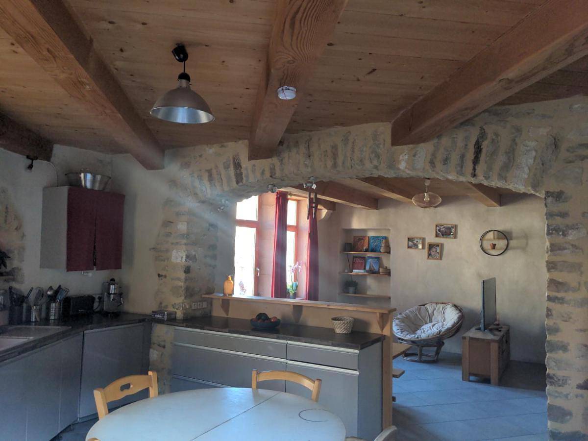 Three-Bedroom Home in Saint-Montan, Privas (arrondissement)