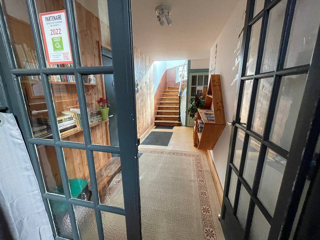 Appartement entier, Appartement 54 m², 2 chambres, stationnement facile in La Bourboule, Parc naturel régional des Volcans d'Auvergne