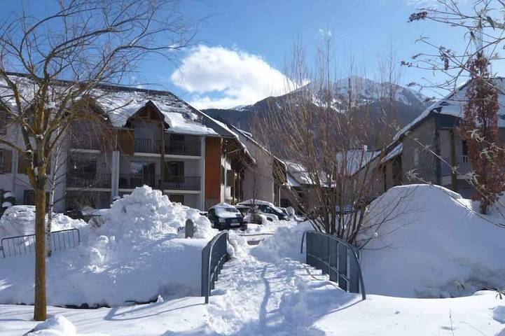 Location de vacances pour 10 personnes, avec Balcon ainsi que Jardin et Sauna à Vielle-Aure