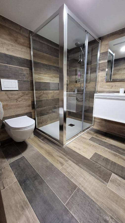 Double Room with Private Bathroom in Villeneuve-Loubet Plage, Villeneuve-Loubet