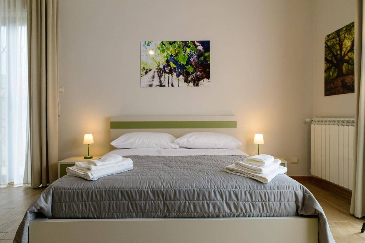 Double Room with Private Bathroom in Zafferana Etnea, Etna